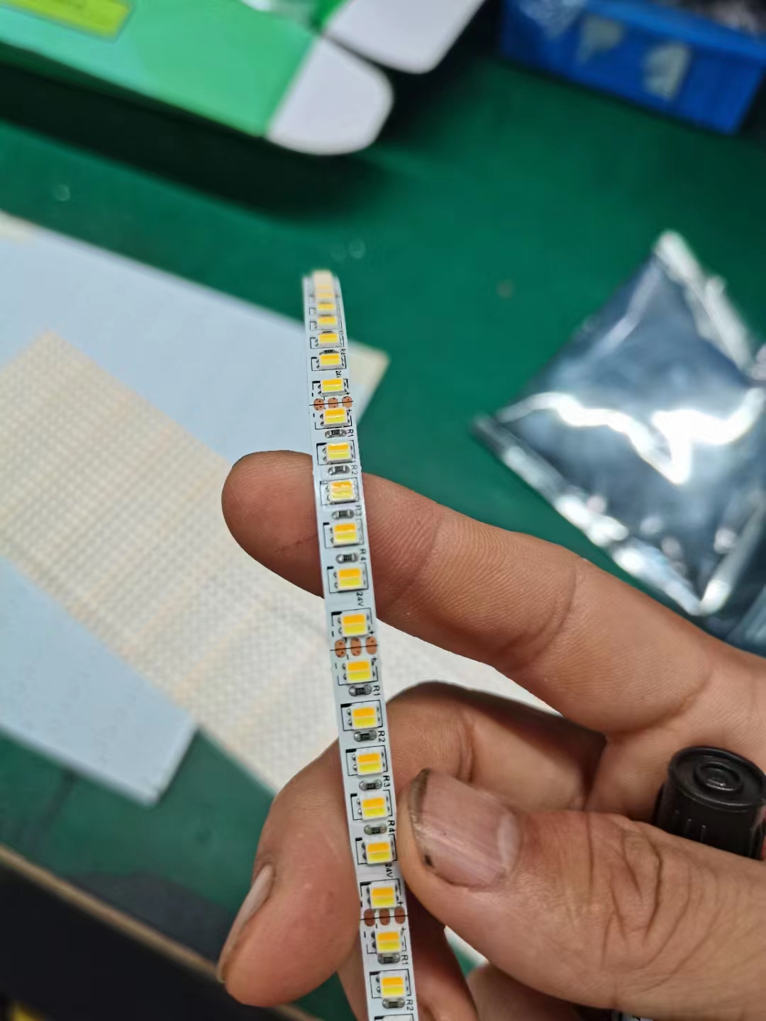 2color2835ledstrip.jpg