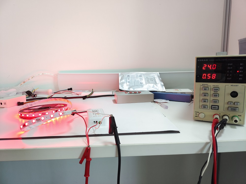 24v2811pixelledstrip (27).jpg