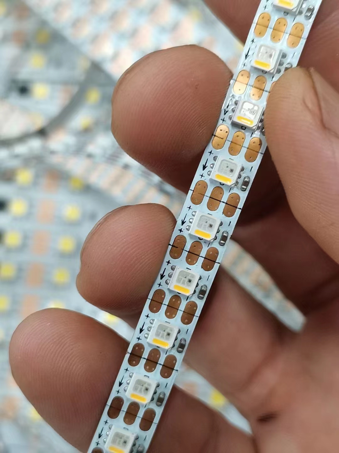 5v rgbw led strip 60led.jpg
